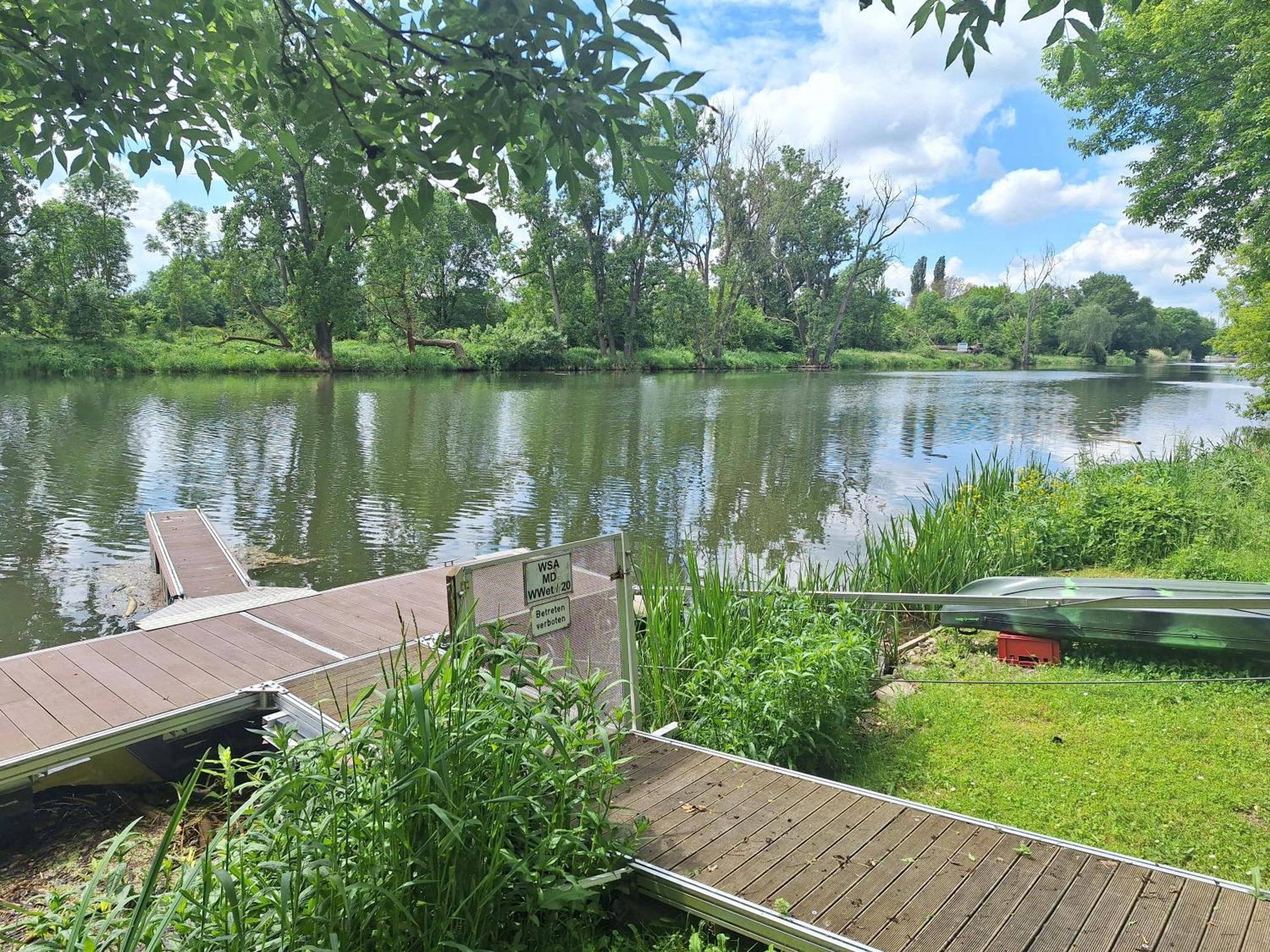 Ferienhaus Saaleblick Wettin Luaran gambar